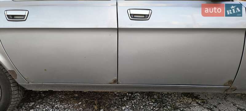 Седан ГАЗ 31105 Волга 2005 в Запорожье