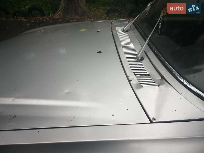 Седан ГАЗ 31105 Волга 2004 в Киеве