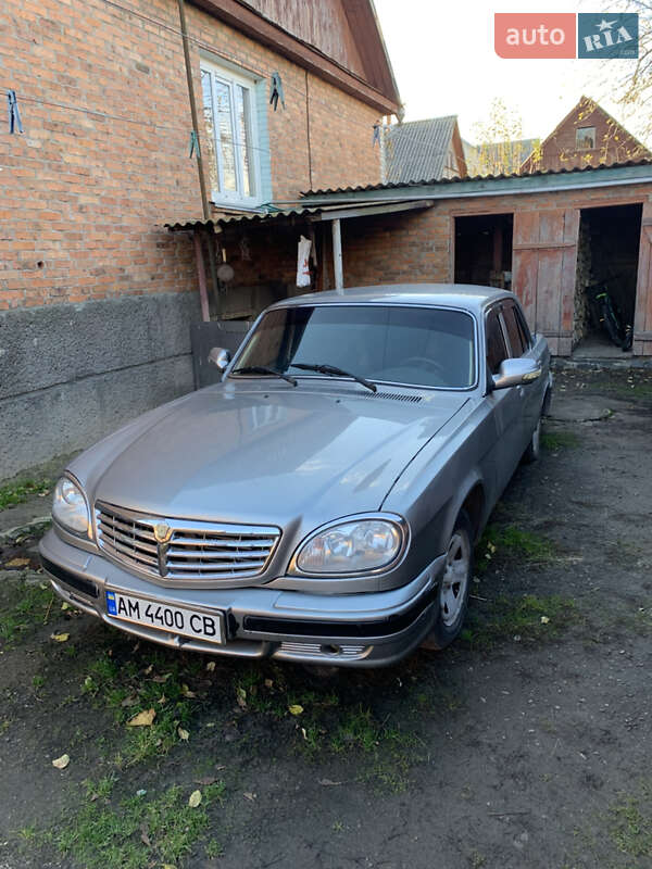 Седан ГАЗ 31105 Волга 2008 в Черняхове