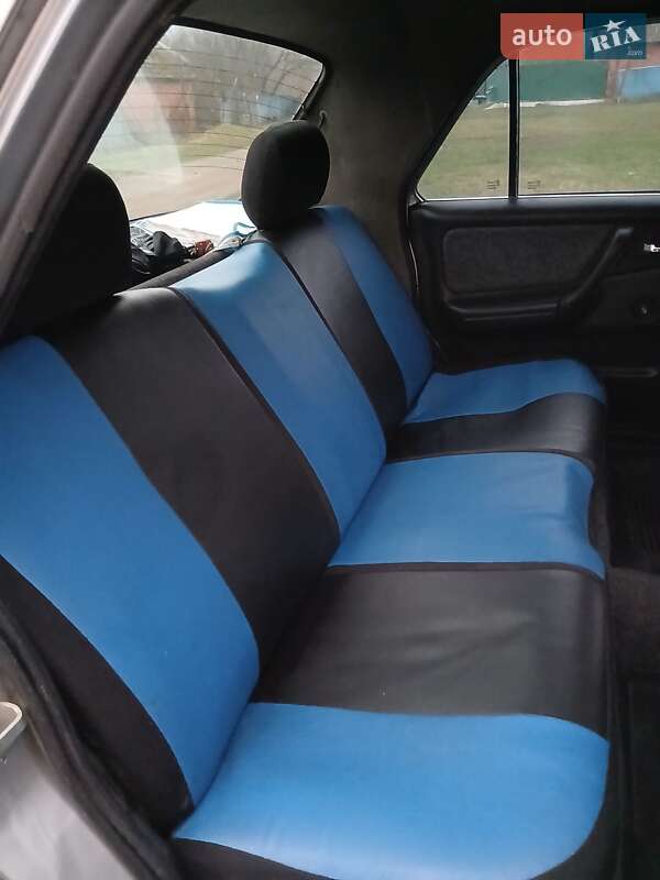 Седан ГАЗ 31105 Волга 2004 в Недригайлове