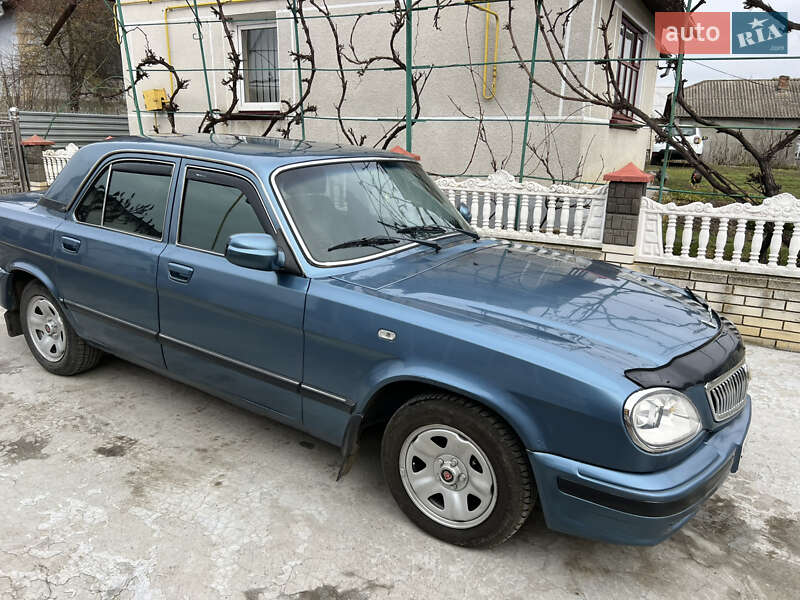Седан ГАЗ 31105 Волга 2005 в Гусятине