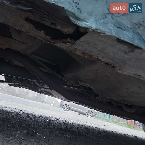 Седан ГАЗ 31105 Волга 2004 в Кременчуге