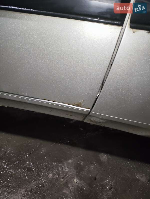 Седан ГАЗ 31105 Волга 2006 в Запоріжжі