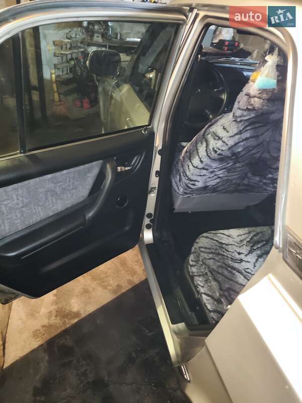 Седан ГАЗ 31105 Волга 2006 в Запоріжжі