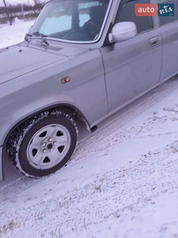 Седан ГАЗ 31105 Волга 2004 в Новому Бузі