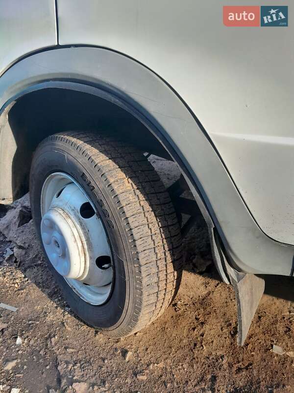 Минивэн ГАЗ 3221 Газель 2004 в Нежине