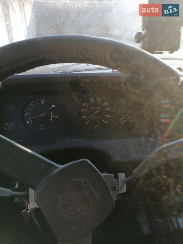 Микровэн ГАЗ 3221 Газель 2002 в Кривом Роге