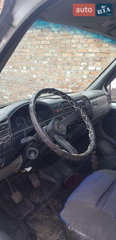 Тентованый ГАЗ 3302 Газель 2005 в Конотопе