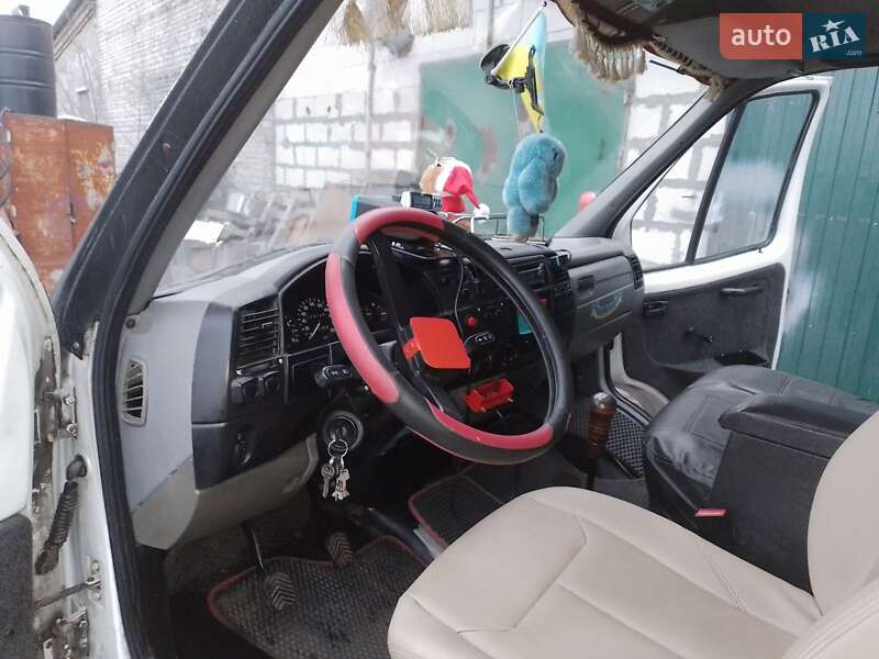 Другие грузовики ГАЗ 3302 Газель 2008 в Киеве