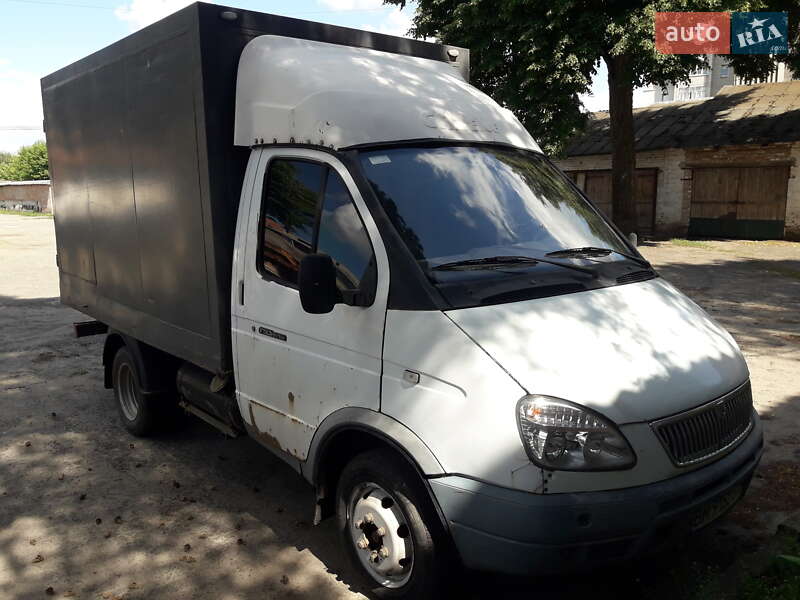 Грузовой фургон ГАЗ 3302 Газель 2004 в 
