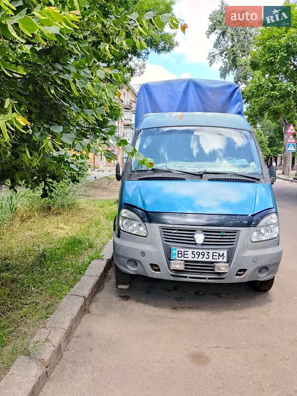 Грузовой фургон ГАЗ 3302 Газель 2005 в 
