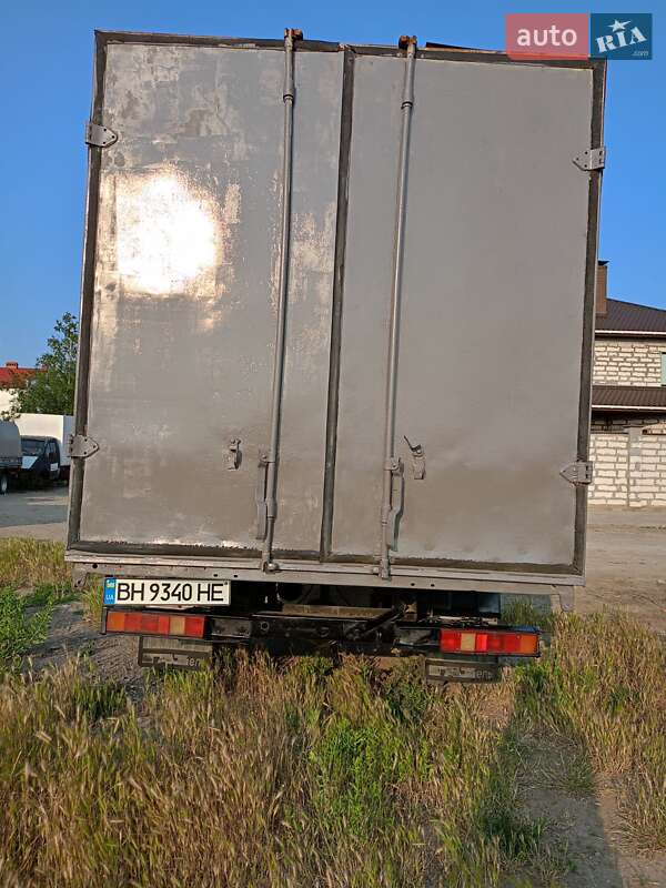 Грузовой фургон ГАЗ 3302 Газель 2003 в Одессе