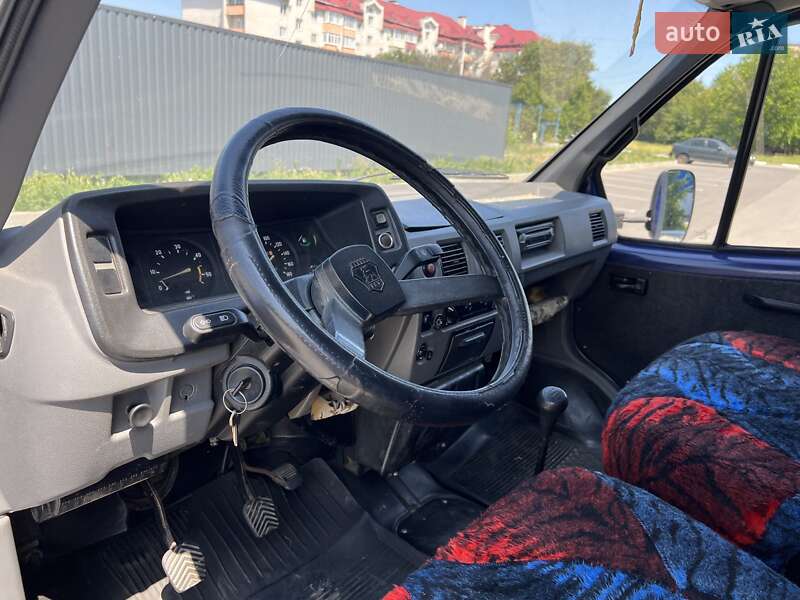 Грузовой фургон ГАЗ 3302 Газель 1997 в Богуславе