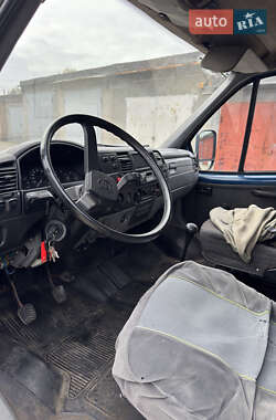 Грузовой фургон ГАЗ 3302 Газель 2005 в Киеве