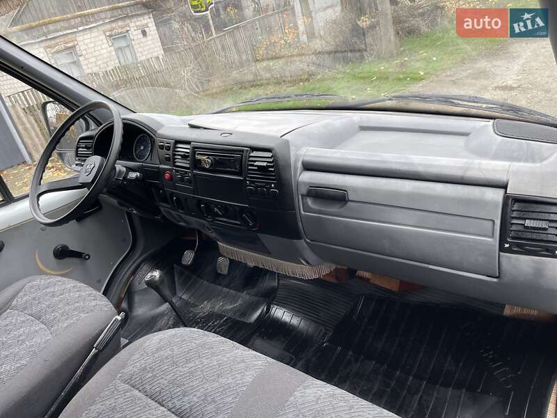 Вантажний фургон ГАЗ 3302 Газель 2010 в Запоріжжі