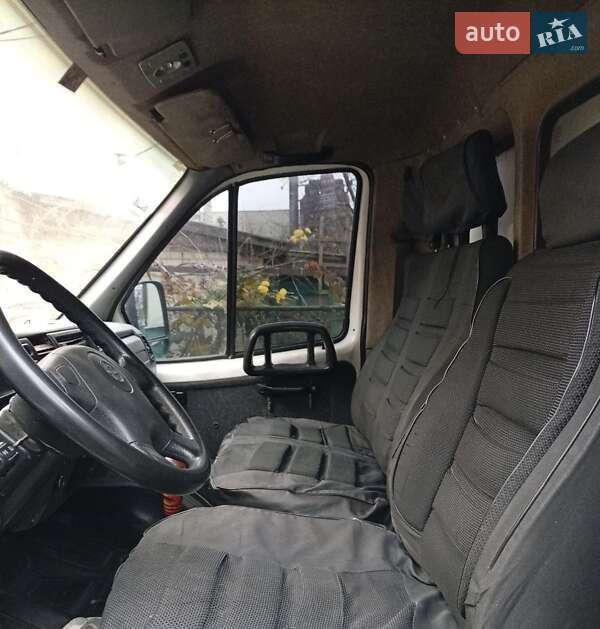 Грузовой фургон ГАЗ 3302 Газель 2003 в Запорожье