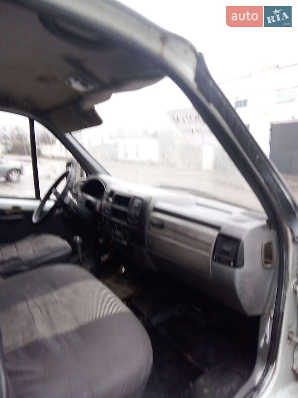 Вантажний фургон ГАЗ 3302 Газель 2007 в Хмельницькому фото 3 Вантажний фургон ГАЗ 3302 Газель 2007 в Хмельницькому