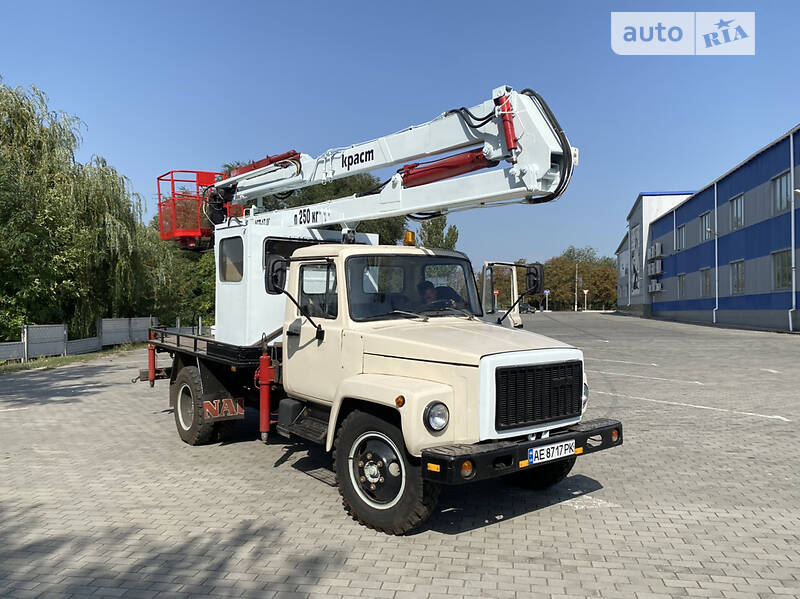ГАЗ 3307