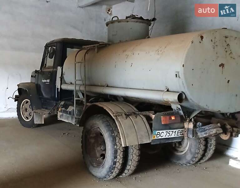 Бензовоз ГАЗ 3307 1999 в Самборе