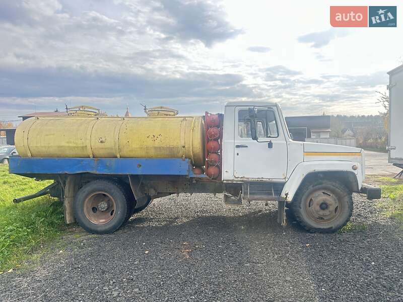 Цистерна ГАЗ 3307 2004 в Луцке