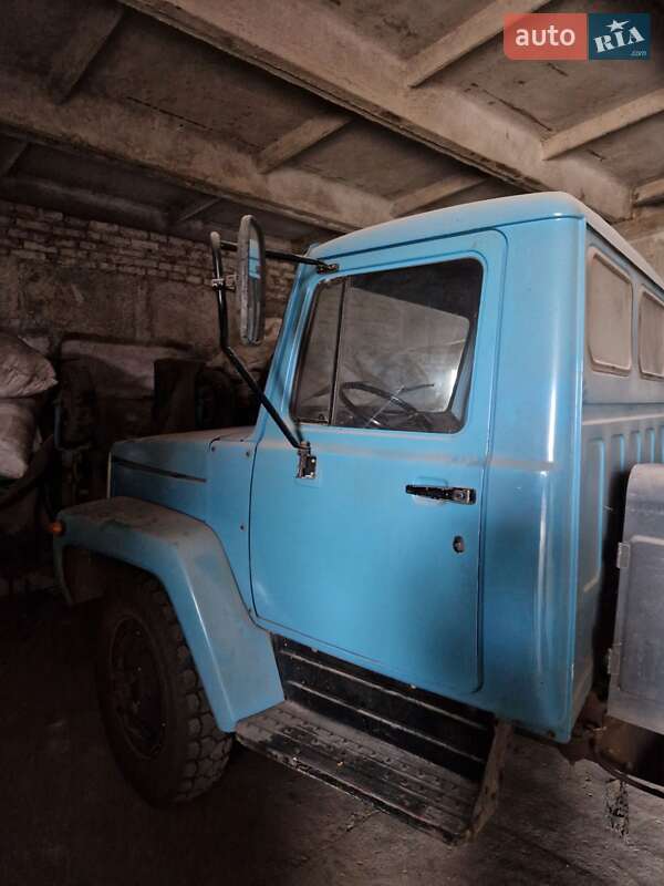 Бензовоз ГАЗ 3307 1994 в Николаеве