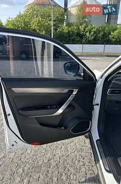 Позашляховик / Кросовер Geely Atlas Pro 2022 в 