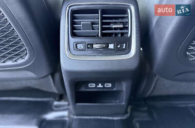 Внедорожник / Кроссовер Geely Atlas Pro 2022 в 