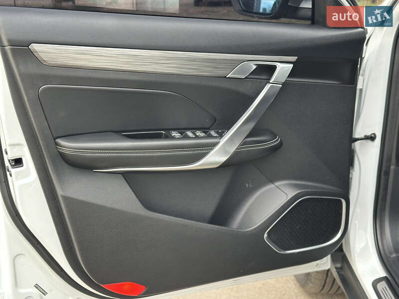 Внедорожник / Кроссовер Geely Atlas Pro 2022 в Киеве фото 14 Внедорожник / Кроссовер Geely Atlas Pro 2022 в Киеве