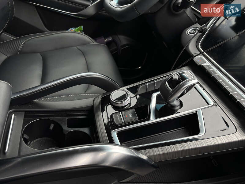 Позашляховик / Кросовер Geely Atlas Pro 2022 в Полонному