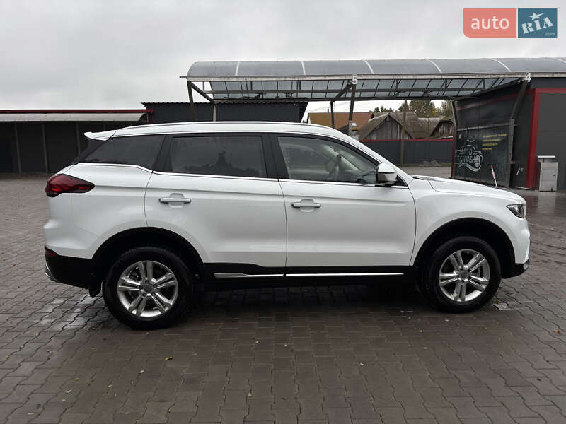 Позашляховик / Кросовер Geely Atlas Pro 2022 в Полонному