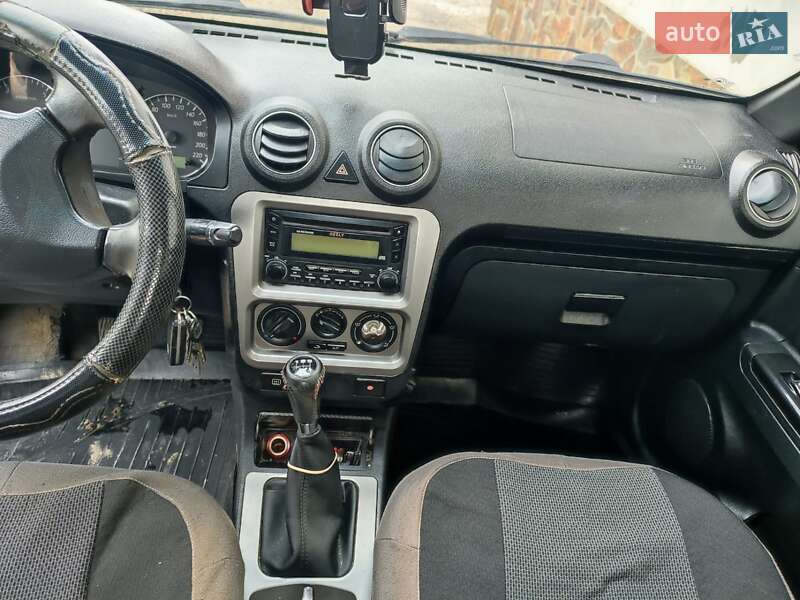 Седан Geely CK-2 2011 в Монастыриске