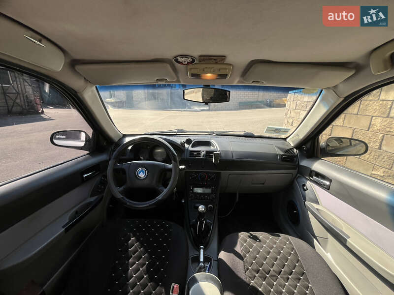 Седан Geely CK-2 2008 в Дніпрі
