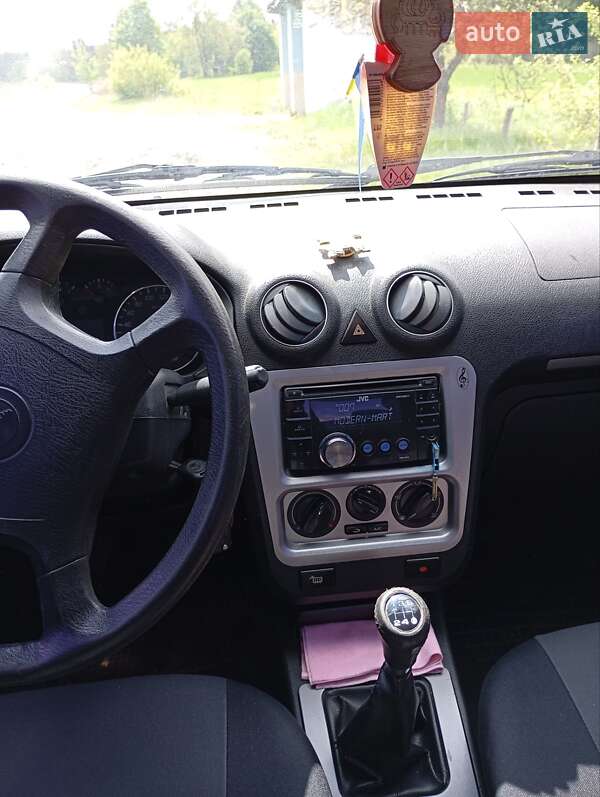 Седан Geely CK-2 2012 в Бродах фото 3 Седан Geely CK-2 2012 в Бродах