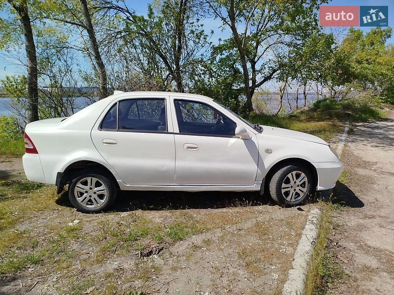 Седан Geely CK-2 2013 в Дніпрі