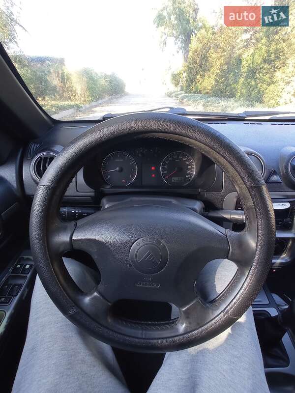 Седан Geely CK 2012 в Кам'янському