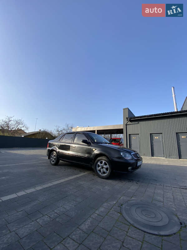 Седан Geely CK 2007 в Долині