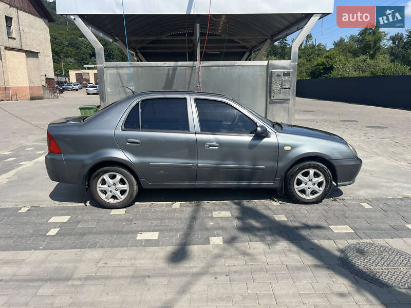 Седан Geely CK 2007 в Перечине
