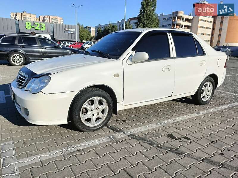 Geely CK 2011
