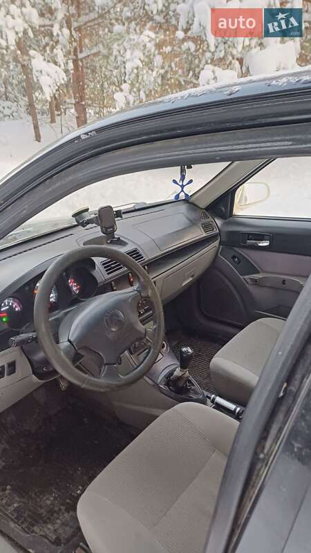 Седан Geely CK 2008 в Дубровице