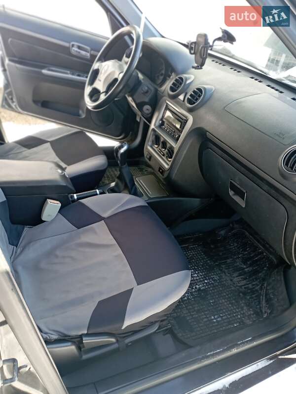 Седан Geely CK 2013 в Монастырище