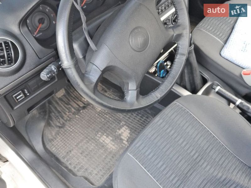Седан Geely CK 2012 в Нововолинську фото 5 Седан Geely CK 2012 в Нововолинську