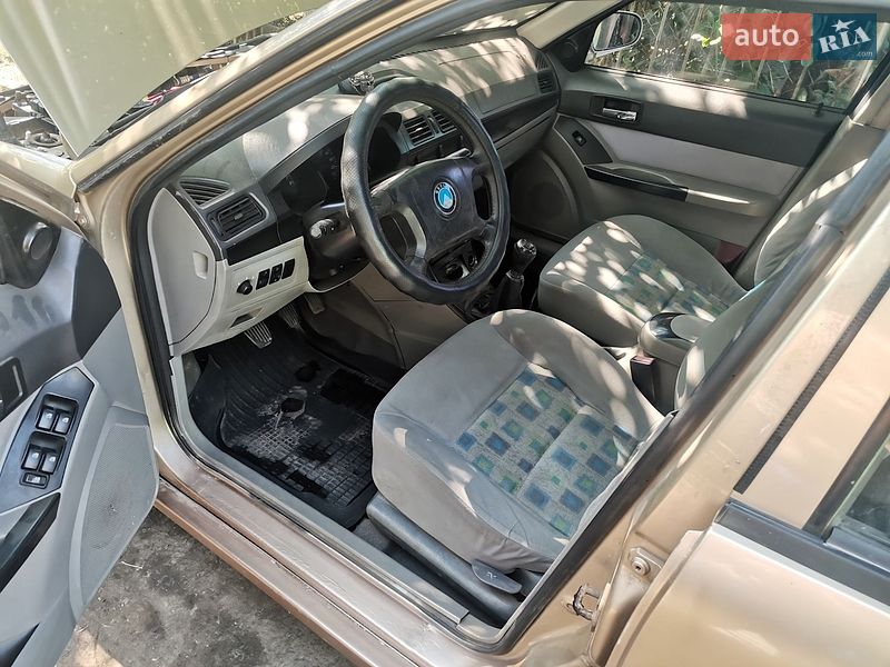 Седан Geely CK 2008 в Градизьку