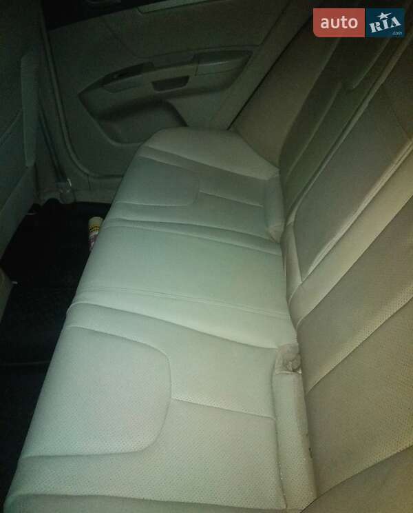 Седан Geely Emgrand 7 (EC7) 2011 в Кривом Роге фото 5 Седан Geely Emgrand 7 (EC7) 2011 в Кривом Роге