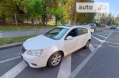 Хэтчбек Geely Emgrand 7 (EC7) 2014 в 