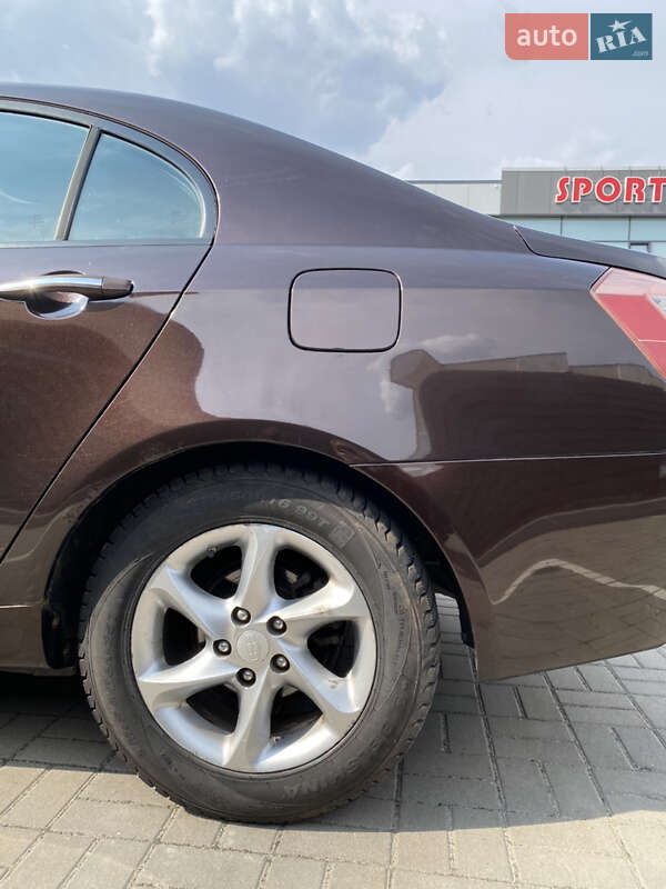 Седан Geely Emgrand 7 (EC7) 2012 в Черкасах