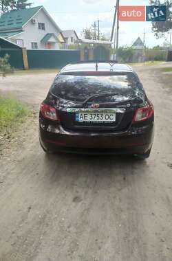 Седан Geely Emgrand 7 (EC7) 2013 в Дніпрі