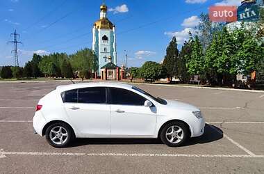 Хэтчбек Geely Emgrand 7 (EC7) 2014 в 