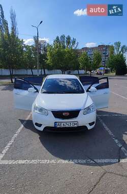 Хэтчбек Geely Emgrand 7 (EC7) 2014 в 