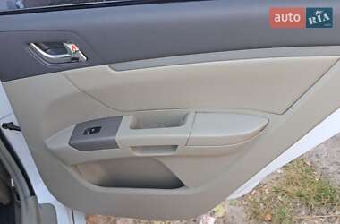 Седан Geely Emgrand 7 (EC7) 2012 в Николаеве