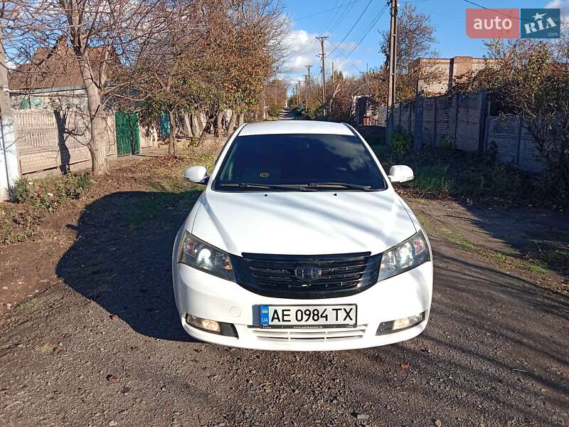 Седан Geely Emgrand 7 (EC7) 2013 в Кривому Розі